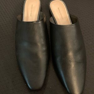 Banana Republic Black Mules sz 10